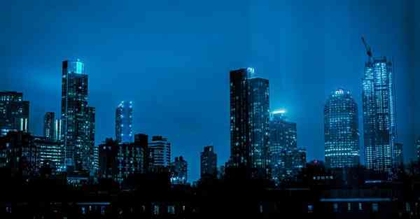 大数据包含设备数据的行业文章