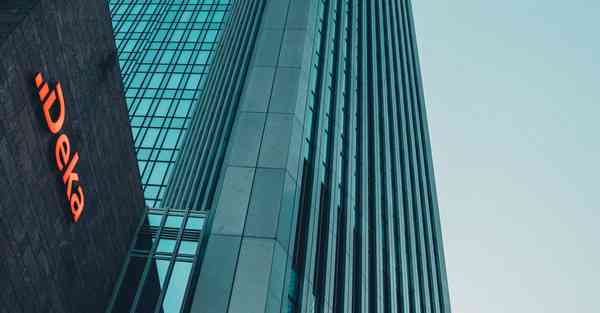 ZUIZ最智能的机器人